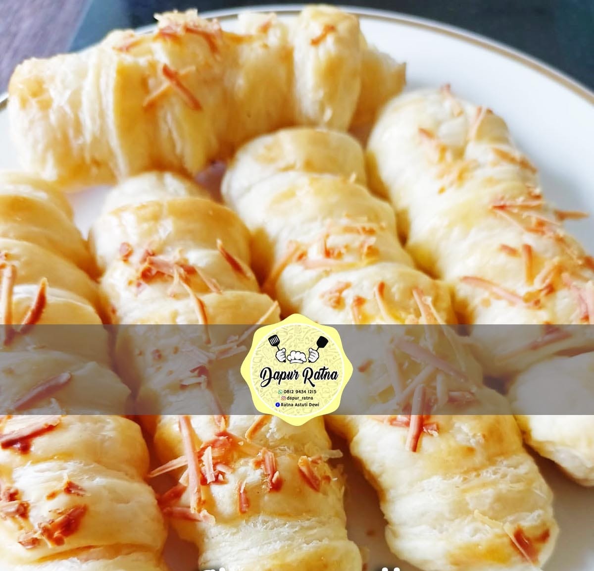 Cheese Roll